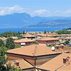 al-glicine-apartments.hotelinveneto.com/